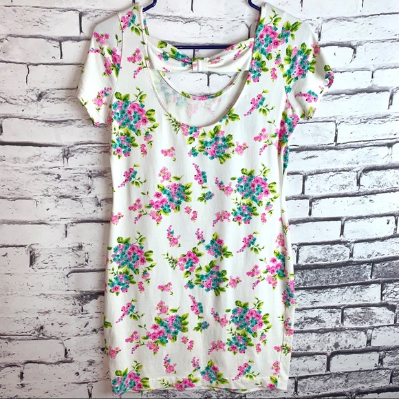 Forever 21 Dresses & Skirts - Forever 21 Cotton Floral Dress